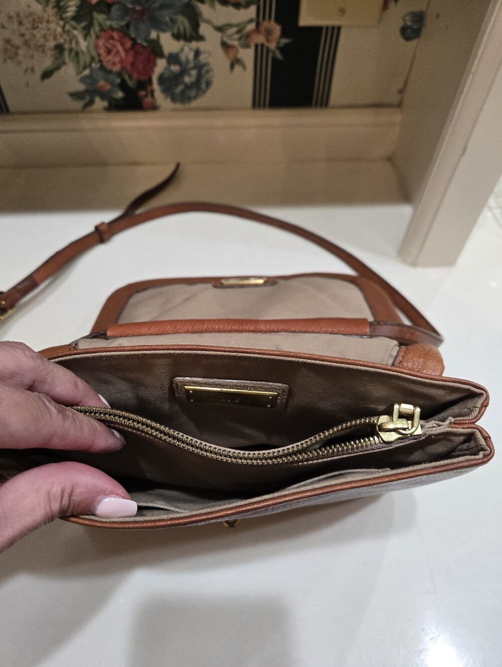 J CREW Leather TAN Purse Crossbody Bag - Picture 3 of 6